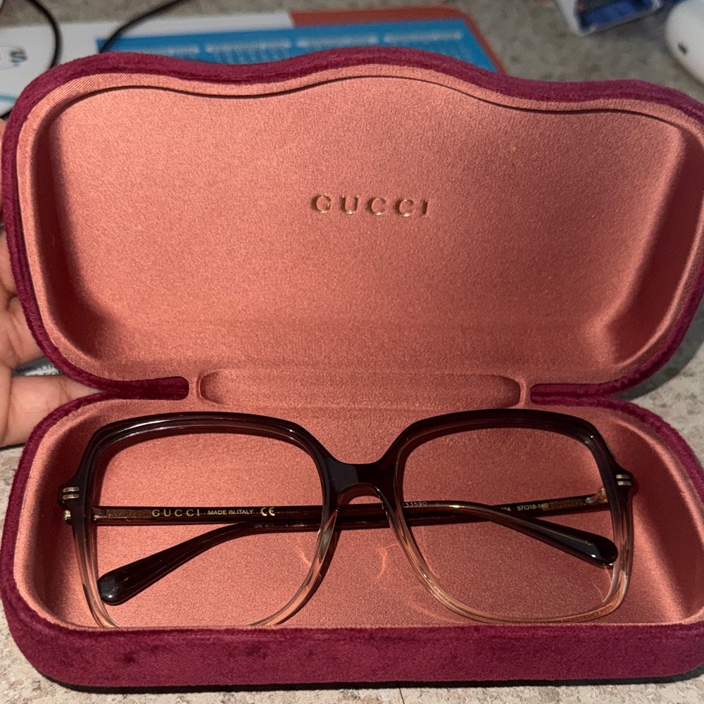 Gucci Women's Black and Tan Glasses